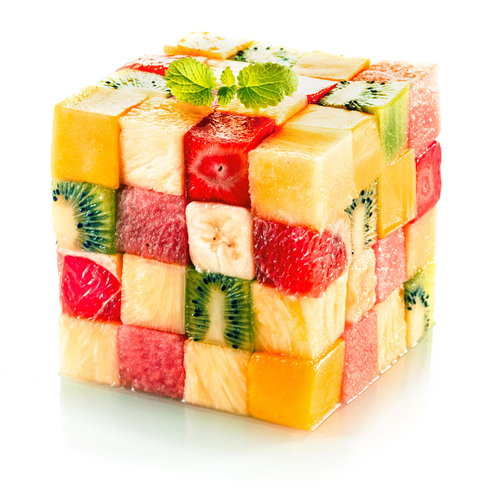 fruits et légumes avril découpés pour former un cube par les supermarchés Marché Frais